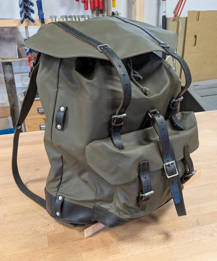 Vintage Zwitserse Leger Rugzak / Backpack, Verzamelen, Militaria | Algemeen, Landmacht, Nederland, Ophalen of Verzenden
