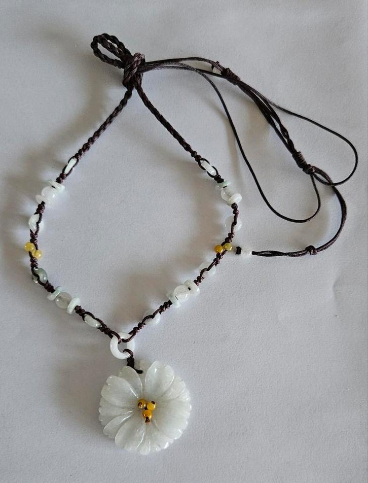 Jade kettinkje, Sieraden, Tassen en Uiterlijk, Antieke sieraden, Ketting, Overige materialen, Met edelsteen, Verzenden