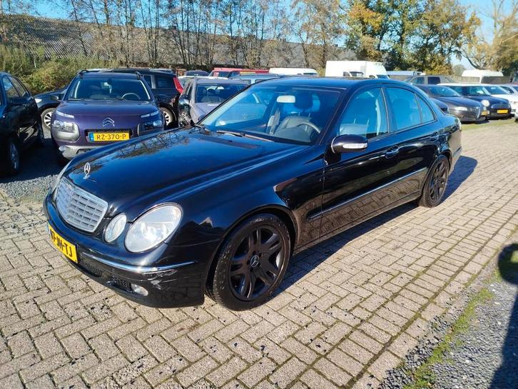 Mercedes-Benz E-klasse 320 Elegance, Auto's, Mercedes-Benz, Bedrijf, Te koop, E-Klasse, ABS, Airbags, Airconditioning, Boordcomputer