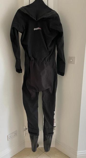 drysuit GUL Code Zero – maat L + handschoenen beschikbaar voor biedingen