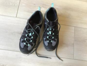 Sport/ wandelschoenen van Merrel maat M valt als 38/39