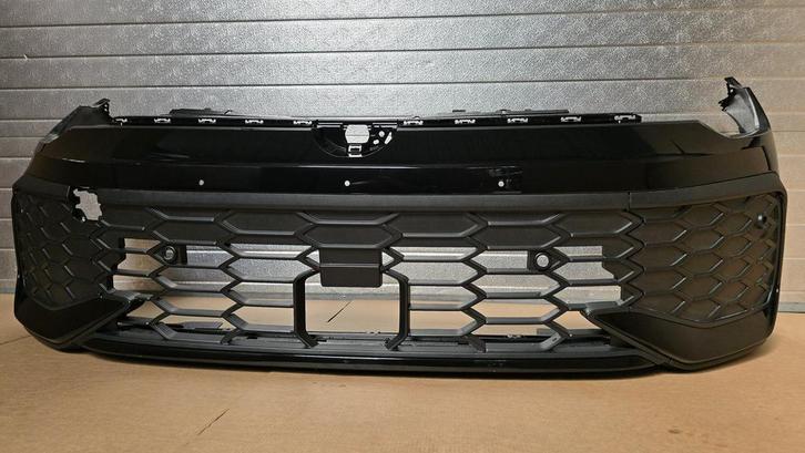 Voorbumper VW Golf 8 VIII 8.5 FACELIFT GTI GTD 6xPDC bj.2024, Auto-onderdelen, Carrosserie en Plaatwerk, Bumper, Voor, Gebruikt