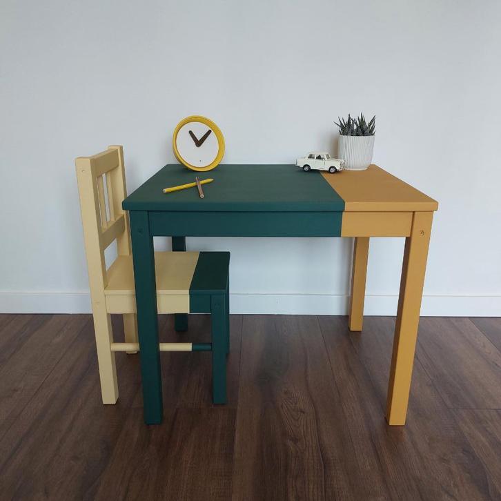 Kindertafel + stoeltje, Kinderen en Baby's, Kinderkamer | Tafels en Stoelen, Zo goed als nieuw, Tafel(s) en Stoel(en), Ophalen