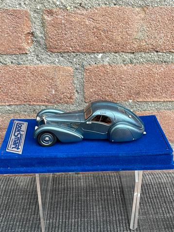 1:43 LOOKSMART BUGATTI 57SC ATLANTIC WIN PEBBLE BEACH 100,- beschikbaar voor biedingen