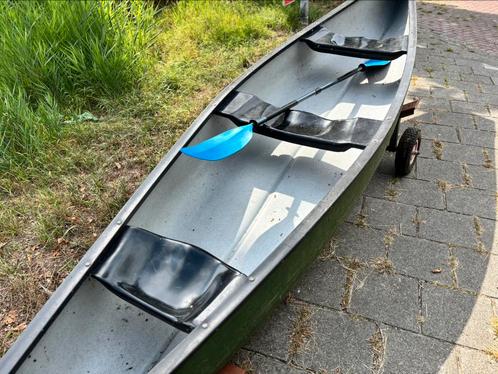 Kano EXO AUGH 460 (3pers), Watersport en Boten, Kano's, Gebruikt, Canadese kano of Open kano, Drie personen of meer, Met peddels