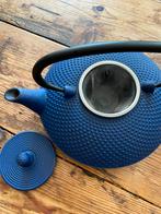 Blauwe Gietijzeren Theepot, Ophalen of Verzenden, Zo goed als nieuw, Gietijzer, Pot, Bus of Blik