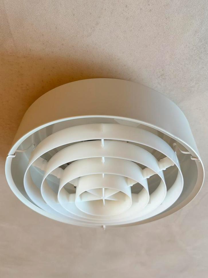 Louis Poulsen plafondlamp jaren 70, Huis en Inrichting, Lampen | Plafondlampen, Gebruikt, Kunststof, Metaal, Overige materialen