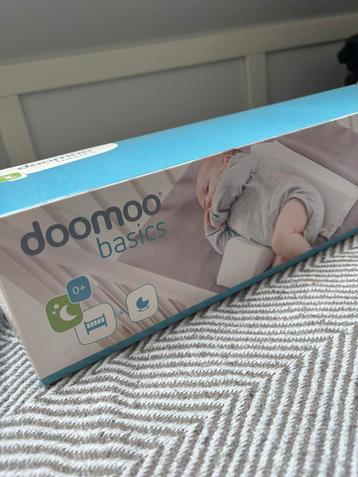 Doomoo Baby Sleep Zijligging Steun  beschikbaar voor biedingen