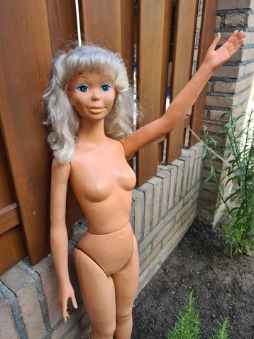 Vintage Etalagepop jaren 70 lengte 105cm beschikbaar voor biedingen
