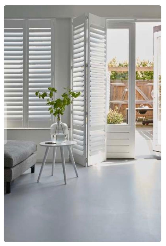 Shutters wit 280cm lang, Huis en Inrichting, Stoffering | Gordijnen en Lamellen, Gebruikt, 200 cm of meer, Minder dan 50 cm, Wit