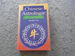 Chinese Astrologie  Het handboek  Theodora Lau, Gelezen, Achtergrond en Informatie, Theodora Lau, Ophalen of Verzenden