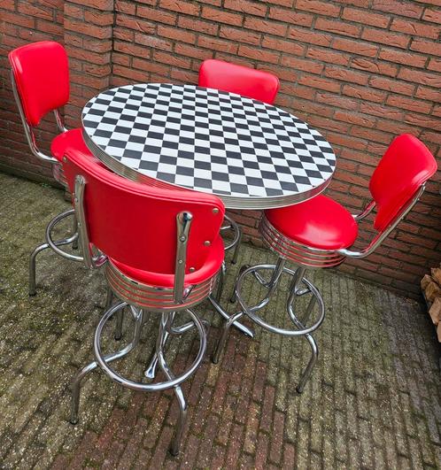 FIFTIES SIXTIES AMERIKAANSE BARKRUKKEN BEL AIR BAR TAFEL, Huis en Inrichting, Barkrukken, Zo goed als nieuw, 60 tot 90 cm, Metaal