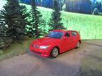 1:64 BMW 1-Serie - Welly rood, Hobby en Vrije tijd, Modelauto's | Overige schalen, Ophalen of Verzenden, Gebruikt, Auto