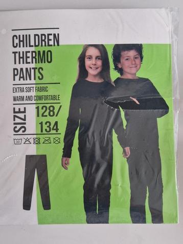128/134 Nieuw! Thermolegging zwart beschikbaar voor biedingen