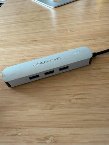 USB-C Hub with HDMI and USB Ports beschikbaar voor biedingen
