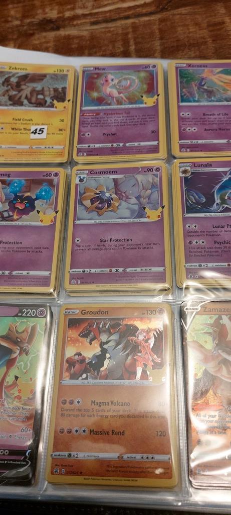Celebrations pokemon kaarten los of samen, Hobby en Vrije tijd, Verzamelkaartspellen | Pokémon, Zo goed als nieuw, Meerdere kaarten