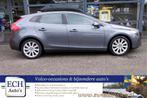 Volvo V40 T3 150 pk Summum, Panoramadak, Leer, Xenon, Voorwielaandrijving, Gebruikt, 4 cilinders, Bedrijf
