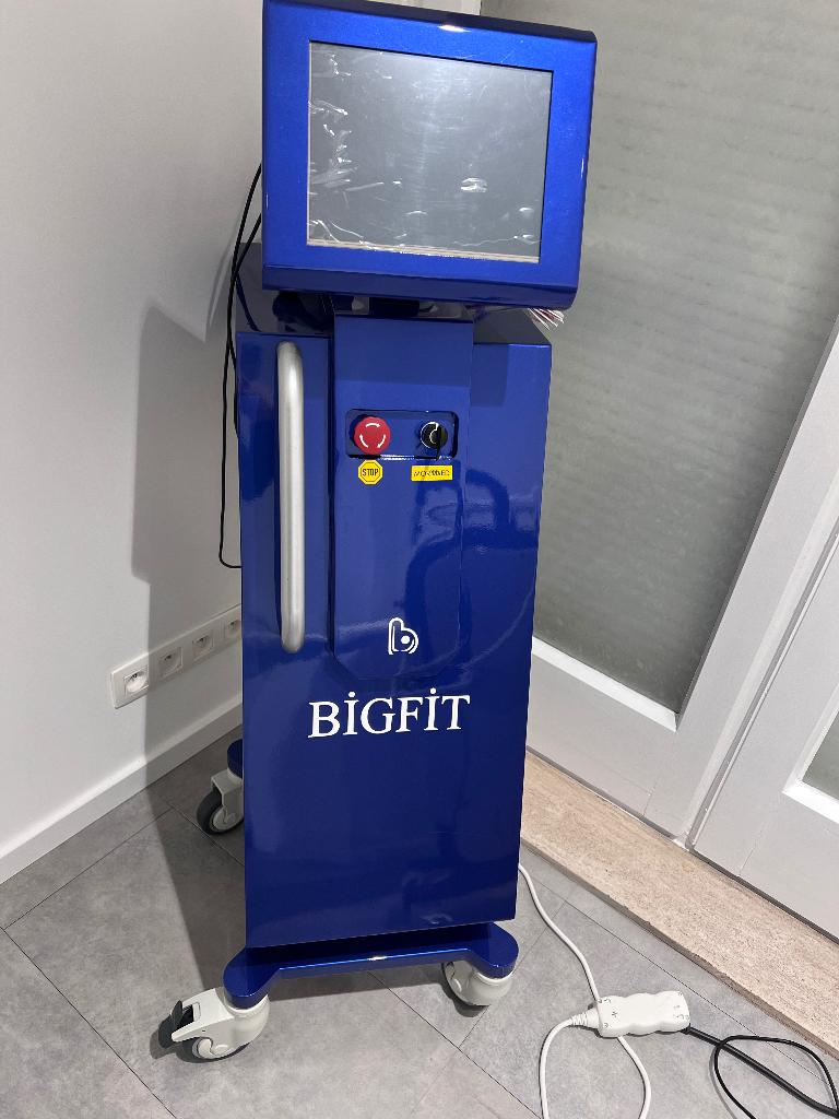 Cavitatie plaatselijk vetverlies BigFit, Witgoed en Apparatuur, Ophalen, Zo goed als nieuw, Overige typen