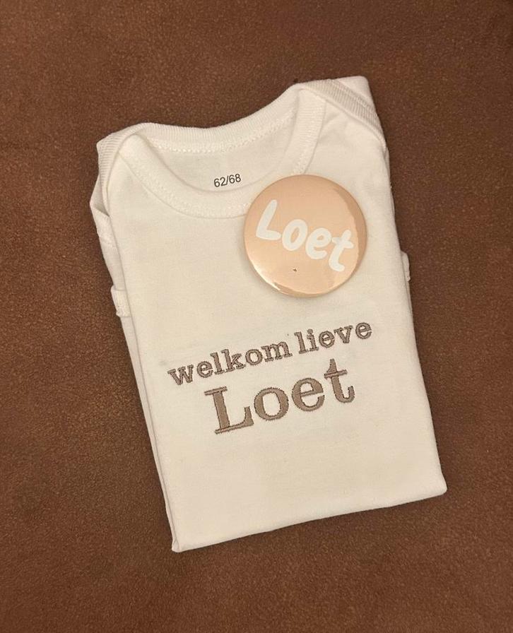 Eigen buttons ontwerpen, Kleding | Dames, Carnavalskleding en Feestkleding, Nieuw, Accessoires, Carnaval, Verzenden