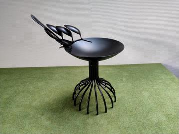 Vogel schaal (decoratief) beschikbaar voor biedingen