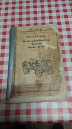 McCormick Deering W30 Boekje - Handleiding/Onderdelen, Ophalen of Verzenden, Gelezen, Werktuigbouwkunde, McCormick Deering