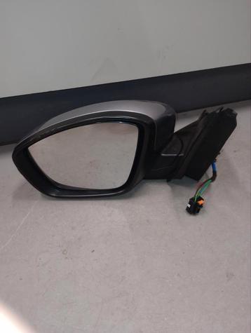Peugeot 208 Buitenspiegel Rechts 982620551T beschikbaar voor biedingen