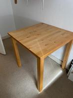 Vierkante tafel van hout, Huis en Inrichting, Tafels | Eettafels, 50 tot 100 cm, Gebruikt, Overige houtsoorten, Ophalen