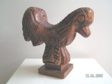 Hubert bekman "HAAN" sculptuur van berkenhout uit 1968 beschikbaar voor biedingen