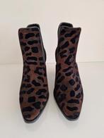 Super mooie panterprint laarsjes mt 40 van Lina Locchi, Kleding | Dames, Schoenen, Bruin, Lage of Enkellaarzen, LINA LOCCHI, Ophalen of Verzenden