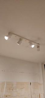 IKEA NYMÅNE
Plafondspot met 4 spots wit, Huis en Inrichting, Lampen | Spots, Ophalen of Verzenden, Zo goed als nieuw, Metaal of Aluminium