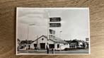 Oude foto ANWB verkeersbord en Shell benzinepomp Flevoland, Ophalen of Verzenden, 1960 tot 1980, Zo goed als nieuw, Foto