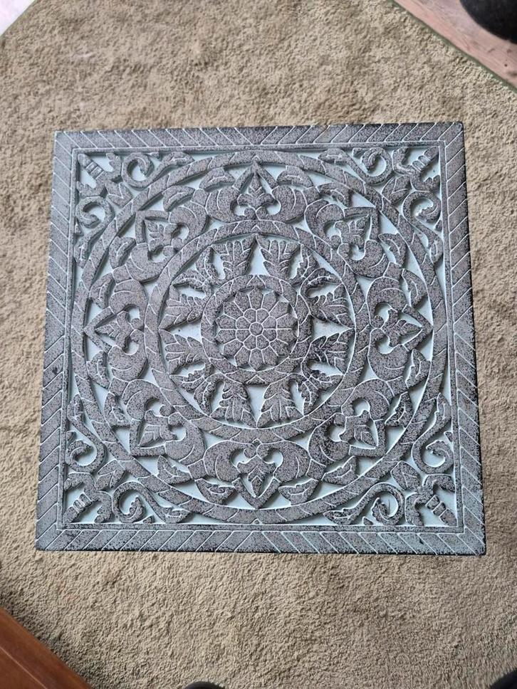 Puntgaaf Bijzettafeltje / plantentafeltje 38x38 hoog 44 cm, Huis en Inrichting, Tafels | Bijzettafels, Zo goed als nieuw, Vierkant