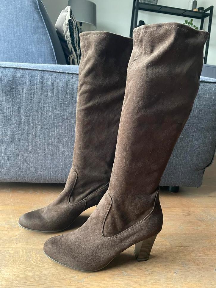 Caprice Bruine Suède Stretch Laars - Maat 41, Kleding | Dames, Schoenen, Zo goed als nieuw, Hoge laarzen, Bruin, Ophalen of Verzenden