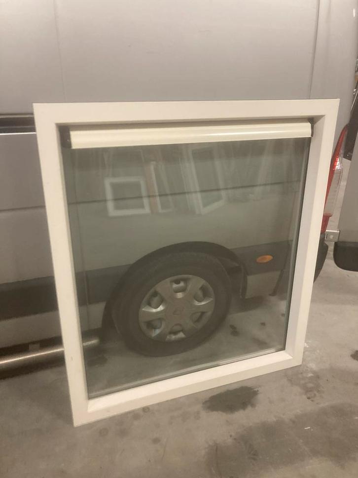Nieuw kunststof kozijn 128*145, Tuin en Terras, Schuttingen, Zo goed als nieuw, Kunststof, Minder dan 1 meter, Minder dan 3 meter