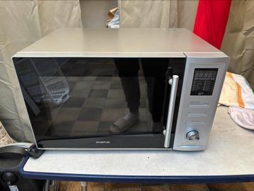 32L MagnetronOven: Inventum, tot 240C, Schoon en Werkt Goed! beschikbaar voor biedingen