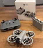 DJI Neo drone Fly More Combo - compleet met doos zgan, Ophalen of Verzenden, Zo goed als nieuw, Drone met camera