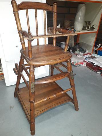 ANTIEKE MINIATUUR HOUTEN KINDER/POPPENSTOEL hoog 49 cm  beschikbaar voor biedingen