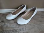 Pump schoen, Ophalen of Verzenden, Zo goed als nieuw, Wit, Schoenen