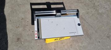 Professionele Rotatrim snijmachine (s) M18 (M30 , M12) beschikbaar voor biedingen