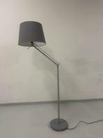 Vloerlamp met grijze lampenkap, Huis en Inrichting, Ophalen, Gebruikt, 150 tot 200 cm