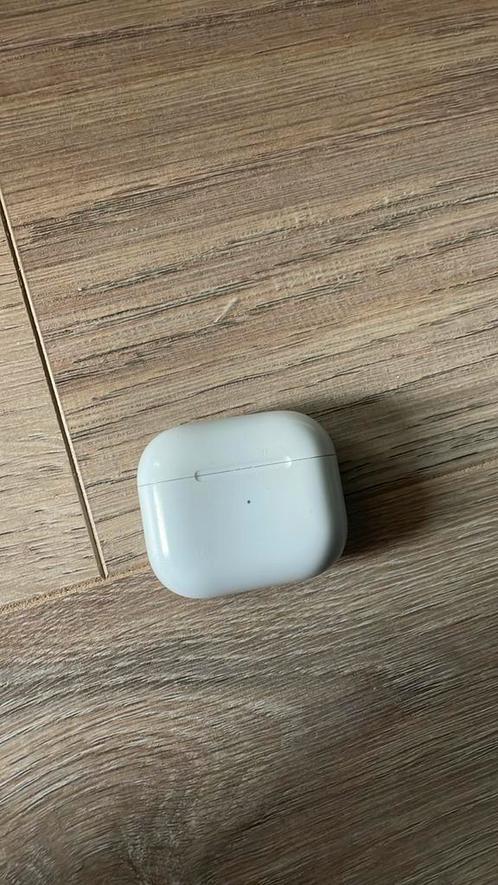 AirPods 3 top conditie, Telecommunicatie, Mobiele telefoons | Oordopjes, Zo goed als nieuw, Verzenden