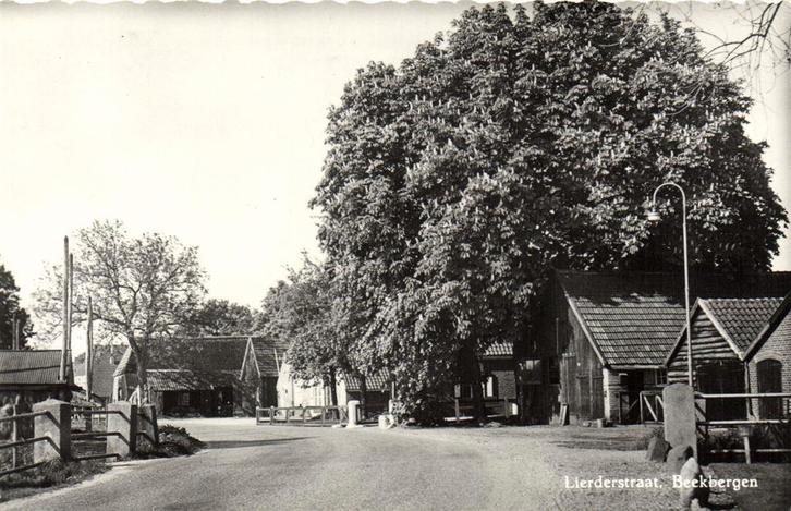 Lierderstraat, Beekbergen - 1972 gelopen, Verzamelen, Ansichtkaarten | Nederland, Gelopen, Gelderland, Voor 1920, Ophalen of Verzenden