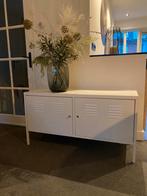Ikea PS kast / Metalen lockerkast / tv meubel / dressoir, Ophalen, Met deur(en), 100 tot 150 cm, Zo goed als nieuw