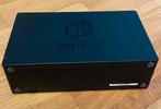 Nintendo Switch Dock, 3 spelers of meer, Ophalen of Verzenden, Zo goed als nieuw, Vanaf 7 jaar
