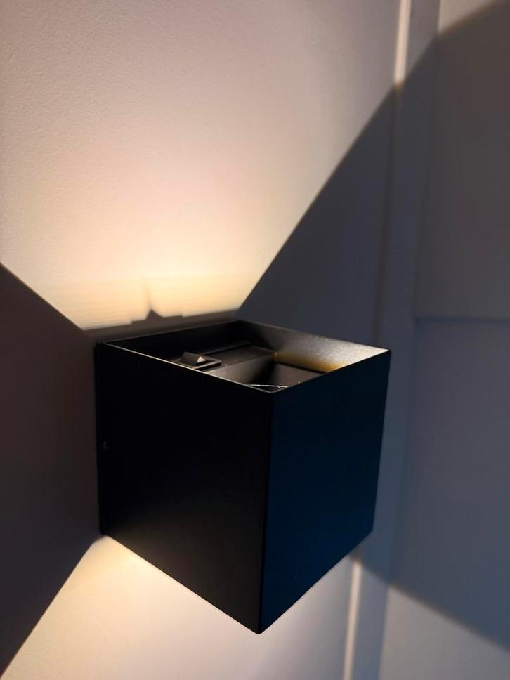Partij (60 stuks) Up Down LED Wandlampen, Huis en Inrichting, Lampen | Wandlampen, Nieuw, Metaal, Ophalen