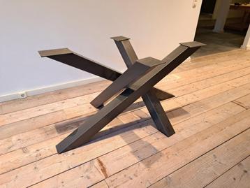 Stalen twistpoot 150 x 90 x 72 cm  NIEUW !! beschikbaar voor biedingen