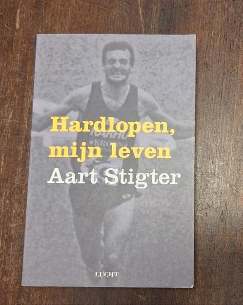 Aart Stigter - Hardlopen, mijn leven, Boeken, Sportboeken, Gelezen, Lopen en Fietsen, Ophalen of Verzenden