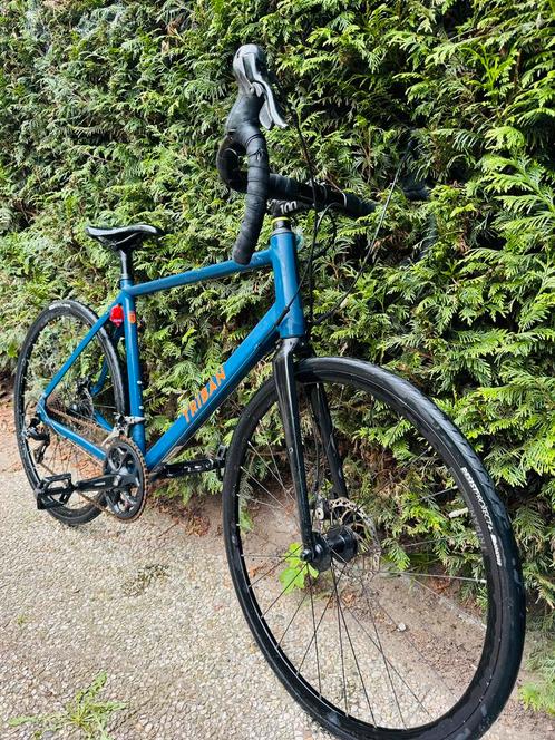 Triban Race fiets, Fietsen en Brommers, Fietsen | Heren | Sportfietsen en Toerfietsen, Zo goed als nieuw, Overige merken, Meer dan 20 versnellingen