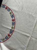 Boerenbont tafellaken, Huis en Inrichting, Keuken | Textiel, Ophalen of Verzenden, Zo goed als nieuw, Wit, Tafelkleed of Tafelzeil