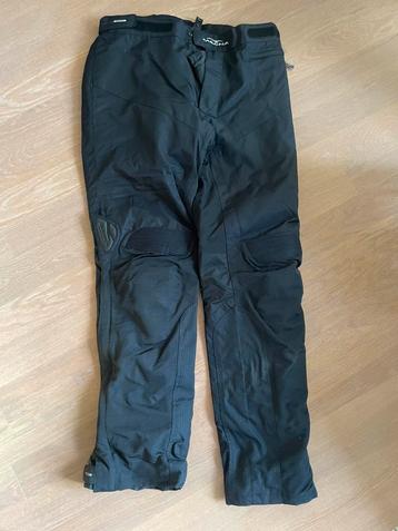Heren Motor broek fabr. Macna 2 XL beschikbaar voor biedingen